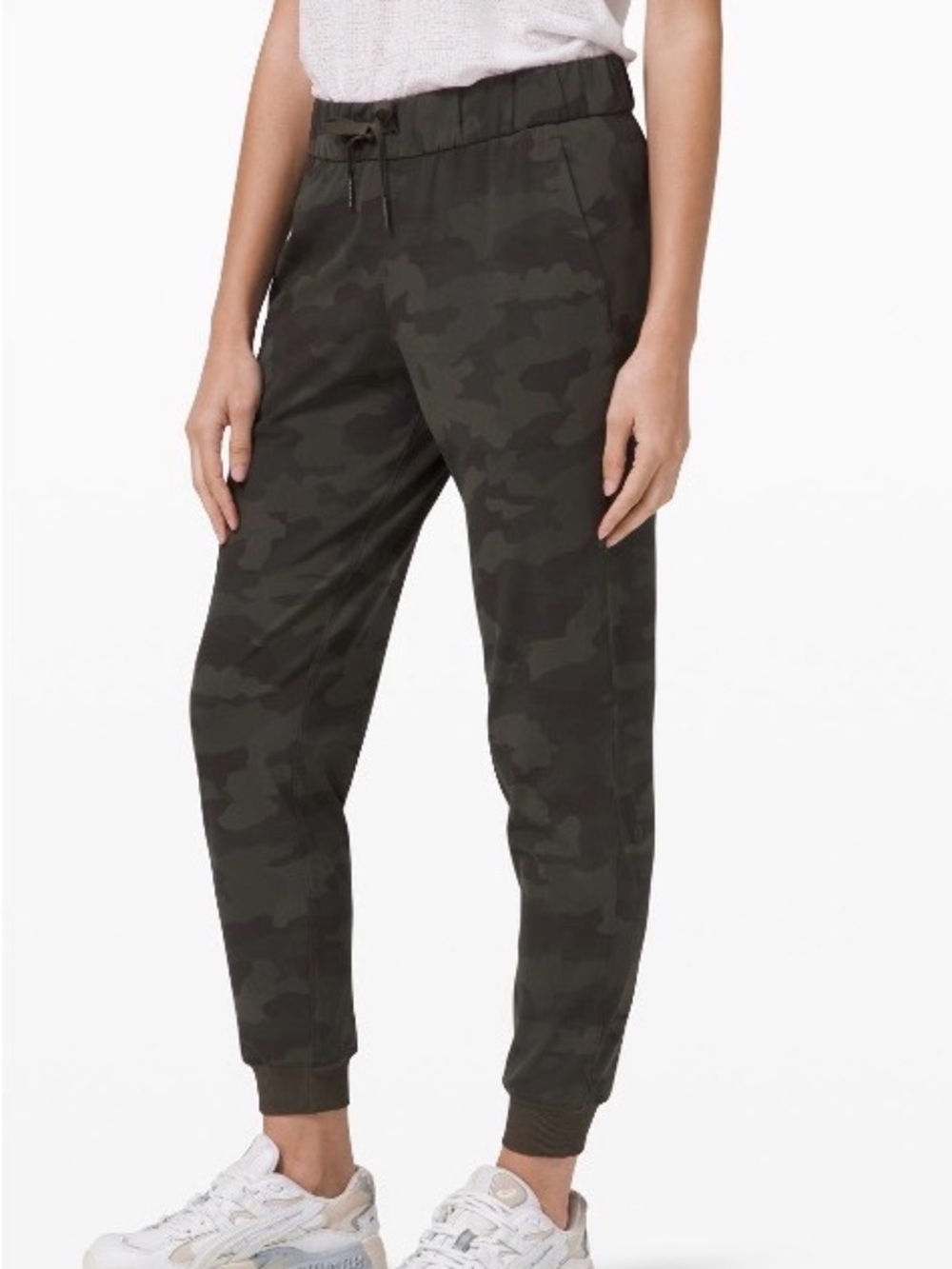 Lululemon On the Fly joggers lot of 5. Size 6 - Picture 13 of 15